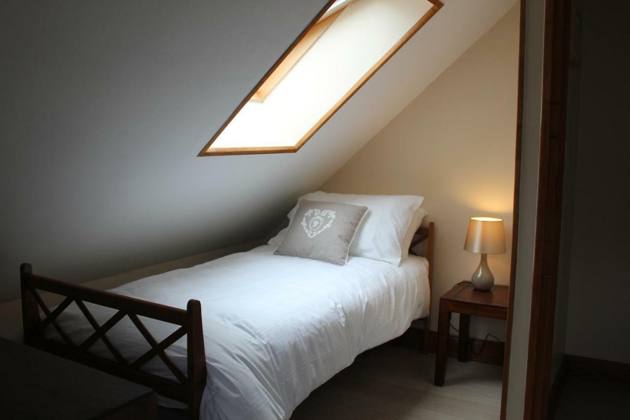 Marion'S Cottage Le Mesnil-Villeman Екстериор снимка